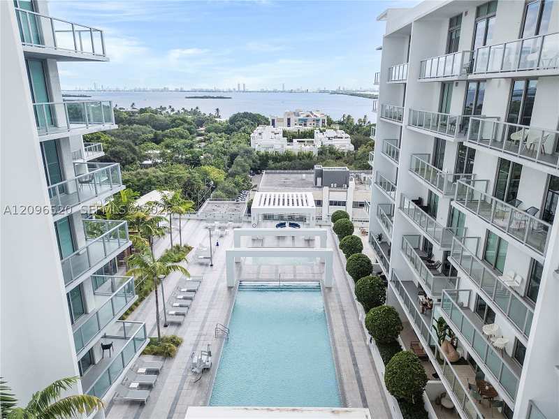 2 bedroom Condominium at 3900 Biscayne Blvd S-702, Quadro Condo, Miami — photo 1