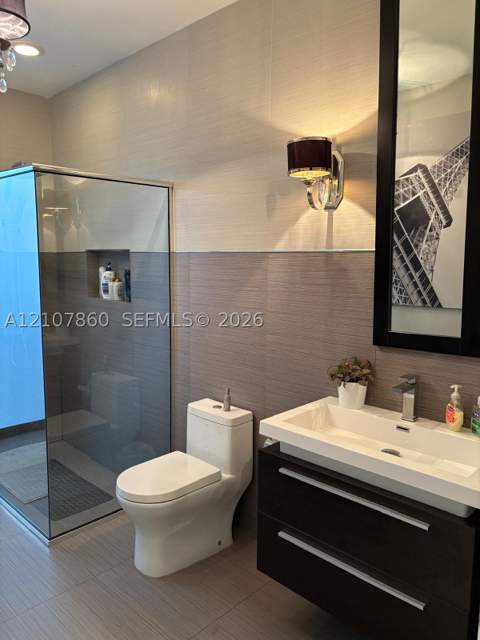 8925 NW 99th Ct, Doral FL - photo 14 of 36