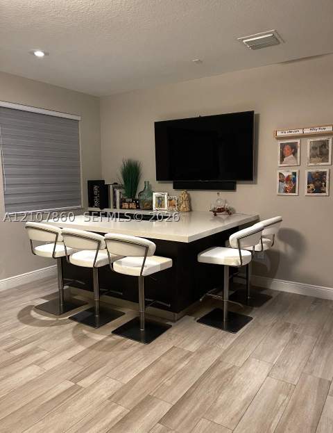 8925 NW 99th Ct, Doral FL - photo 16 of 36