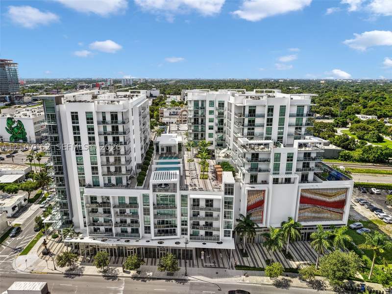 2 bedroom Condominium at 3900 Biscayne Blvd S-320, Quadro Condo, Miami — photo 3