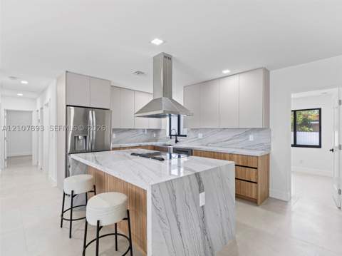 610 NE 164th Ter, Miami FL - photo 12 of 74
