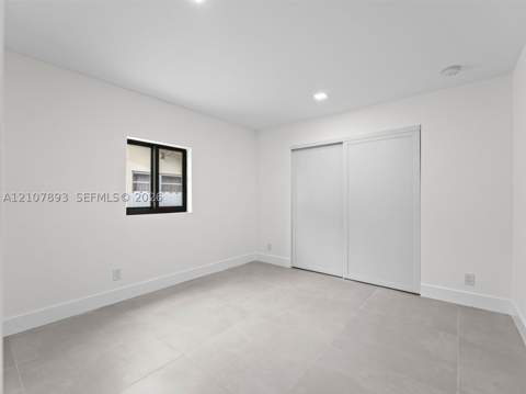 610 NE 164th Ter, Miami FL - photo 22 of 74