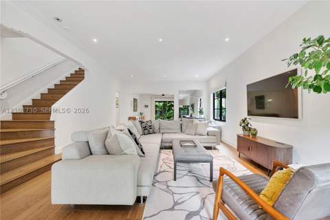 435 W 51st St, Miami Beach FL - photo 6 of 45