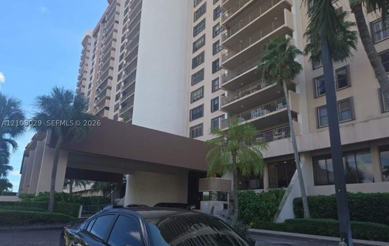1 bedroom Condominium at 1800 NE 114th St 2207, Cricket Club Condo, Miami — photo 3