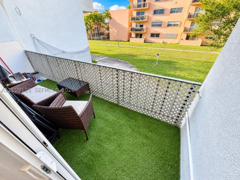 399 NW 72nd Ave 210, Miami FL - photo 9 of 11