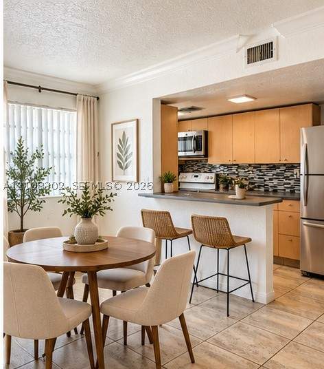 1 bedroom Condominium at 3901 SW 112th Ave 34, Villas Of West Bird Condo, Miami — photo 2