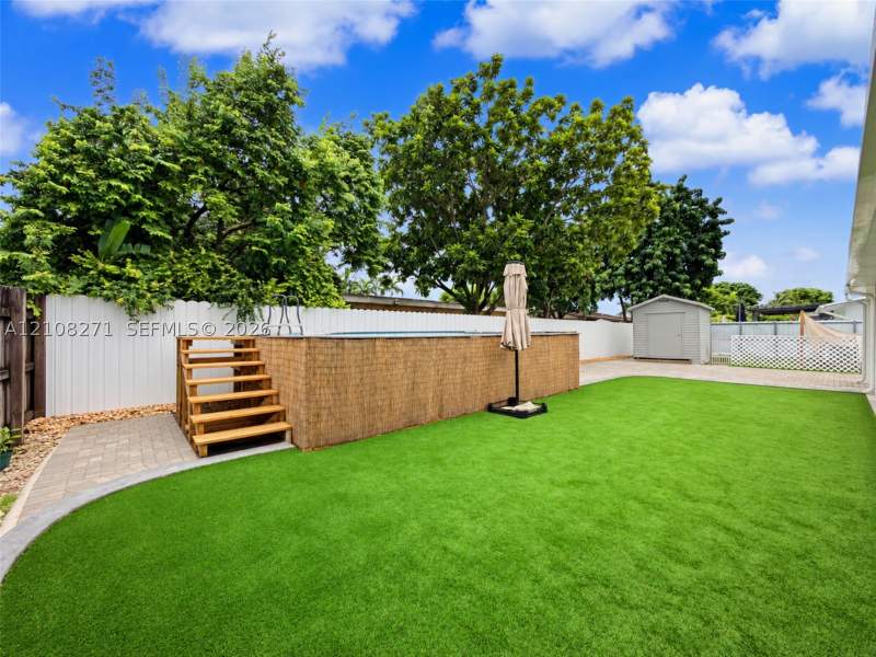 3 bedroom SingleFamilyResidence at 13314 SW 73rd Ter, Winston Park Unit 6, Miami — photo 3
