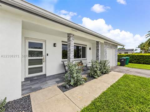 13314 SW 73rd Ter, Miami FL - photo 6 of 12