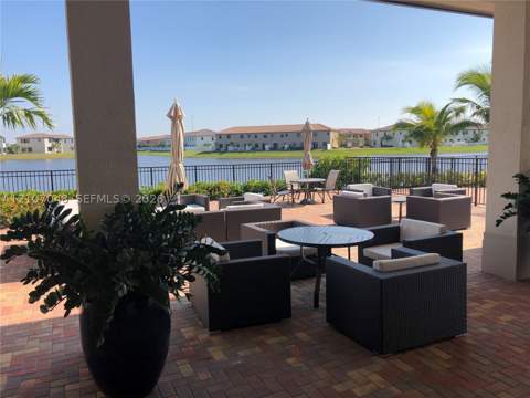 9333 W 33rd Lane 9333, Hialeah Gardens FL - photo 9 of 14