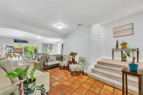 15015 NE 7th Ct, Miami FL - photo 8 of 63