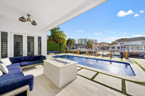 16430 NE 30th Avenue, North Miami Beach FL - photo 12 of 28