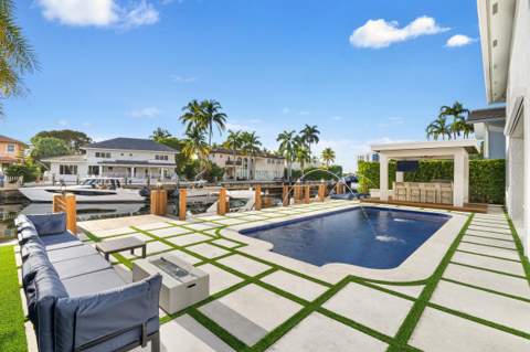 16430 NE 30th Avenue, North Miami Beach FL - photo 16 of 28