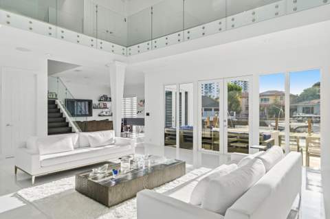 16430 NE 30th Avenue, North Miami Beach FL - photo 6 of 28