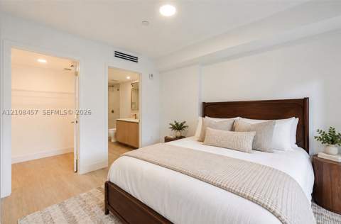 90 NE 32nd Street 511, Miami FL - photo 6 of 31
