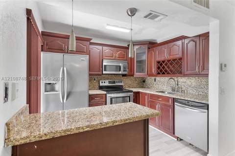 20310 NE 3rd Ct 7, Miami FL - photo 12 of 30