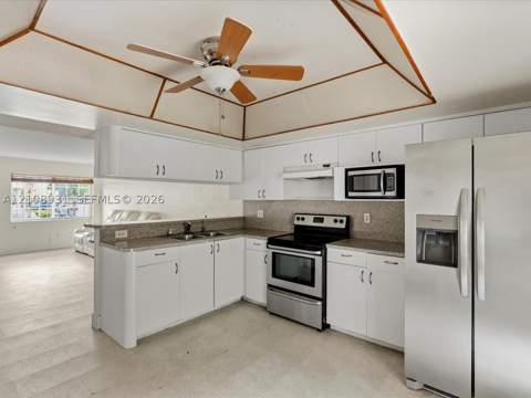 3979 W 9th Ct 23, Hialeah FL - photo 9 of 19