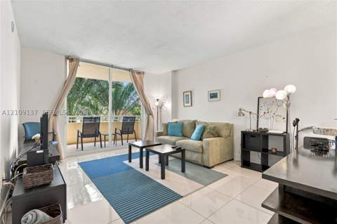 18800 NE 29th Ave 411, Aventura FL - photo 10 of 38