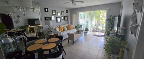 2800 NE 203rd St 8, Aventura FL - photo 10 of 21