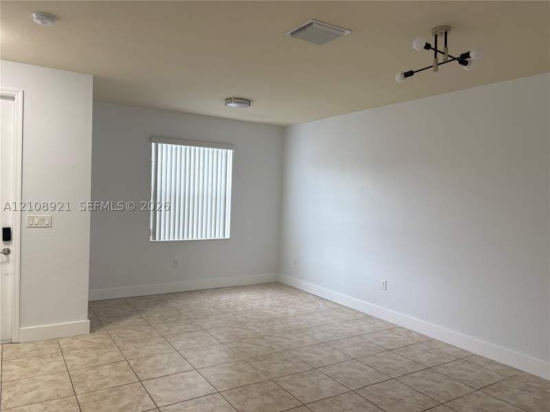 3 bedroom Townhouse at 8861 W 35th Ave, Bellagio Villas, Hialeah — photo 3