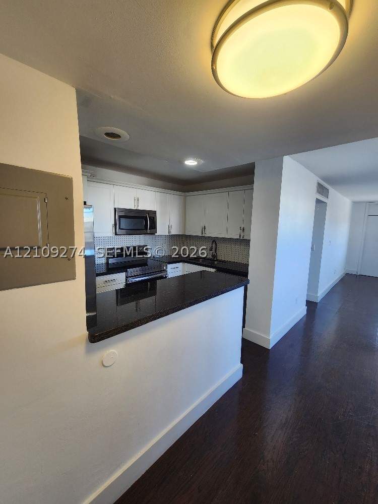 2 bedroom Condominium at 2016 Bay Dr 304, Villa Bay Vista Condo, Miami Beach — photo 3
