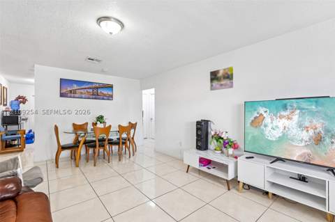 21342 NW 40th Cir Ct, Miami Gardens FL - photo 8 of 29