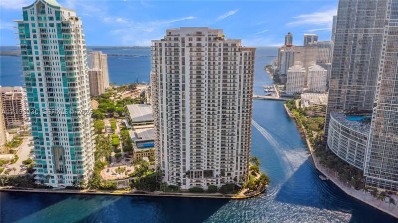 2 bedroom Condominium at 901 Brickell Key Blvd 1103, Carbonell Condo, Miami — photo 4