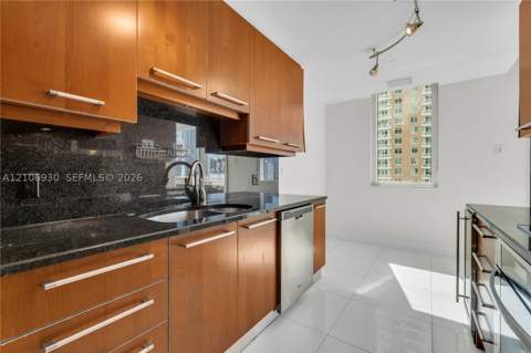 901 Brickell Key Blvd 1103, Miami FL - photo 6 of 49
