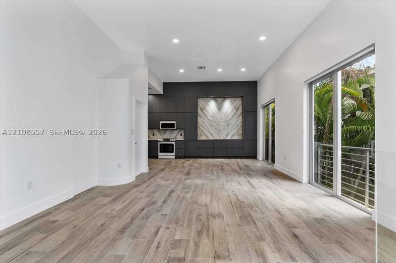2 bedroom Townhouse at 361 Jefferson Ave 1, The Fountainhead Condo, Miami Beach — photo 4