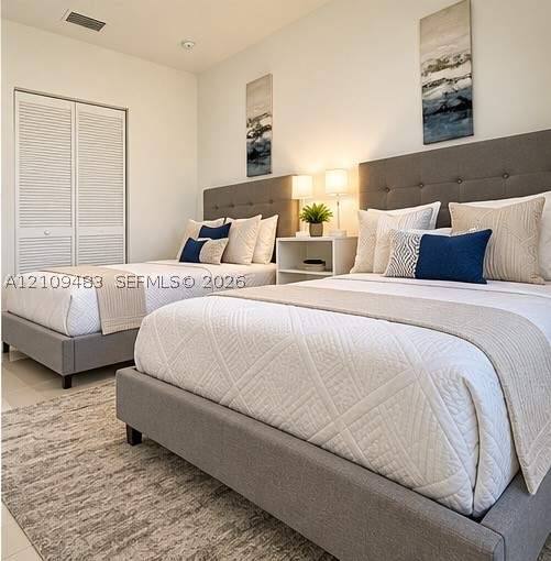 5 bedroom SingleFamilyResidence at 233 NW 12th Ct, Aurora, Florida City — photo 3