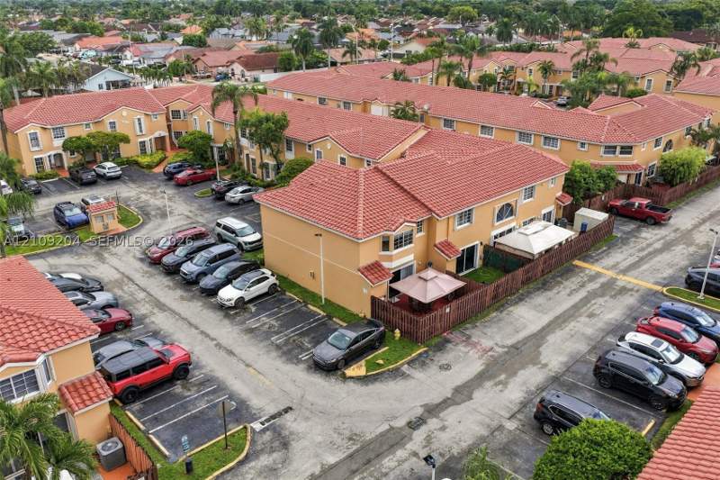 3 bedroom Townhouse at 14345 SW 57th Ln 5-1, Sienna Villas Condo, Miami — photo 2