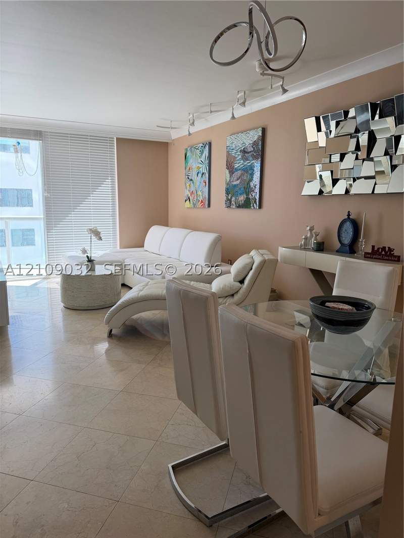 1 bedroom Condominium at 6365 Collins Ave 906, Akoya Condo, Miami Beach — photo 5