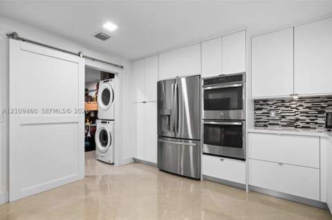 15245 SW 99th Ct, Miami FL - photo 10 of 35