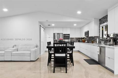 15245 SW 99th Ct, Miami FL - photo 7 of 35