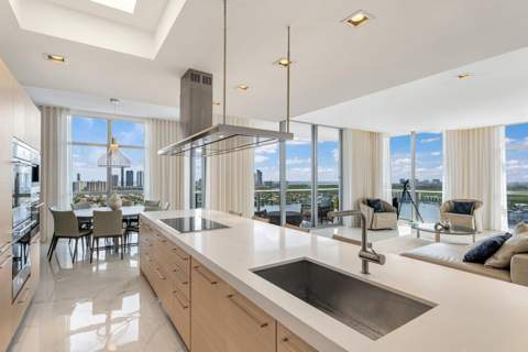 17301 Biscayne Boulevard Ph-7, North Miami Beach FL - photo 12 of 64