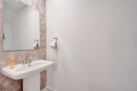 540 NE 4th Terrace, Florida City FL - photo 11 of 55
