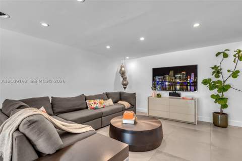 2471 NE 201st St, Miami FL - photo 6 of 84