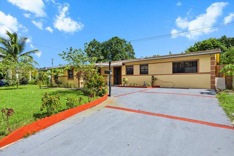 3 bedroom SingleFamilyResidence at 18921 NW 24th Avenue, Bell Gardens, Miami Gardens — photo 3