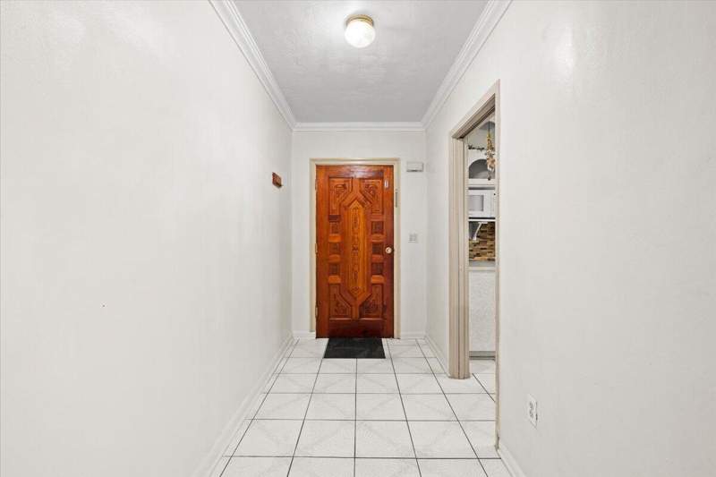 3 bedroom SingleFamilyResidence at 18921 NW 24th Avenue, Bell Gardens, Miami Gardens — photo 5