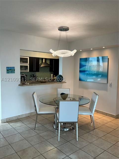 3370 Hidden Bay Dr 801, Aventura FL - photo 12 of 35
