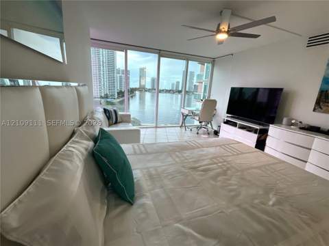3370 Hidden Bay Dr 801, Aventura FL - photo 16 of 35