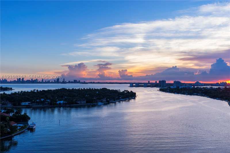 2 bedroom Condominium at 6820 Indian Creek Dr 1C, Indian Creek Cl Marina Co, Miami Beach — photo 1