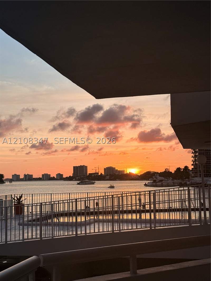 2 bedroom Condominium at 6820 Indian Creek Dr 1C, Indian Creek Cl Marina Co, Miami Beach — photo 3