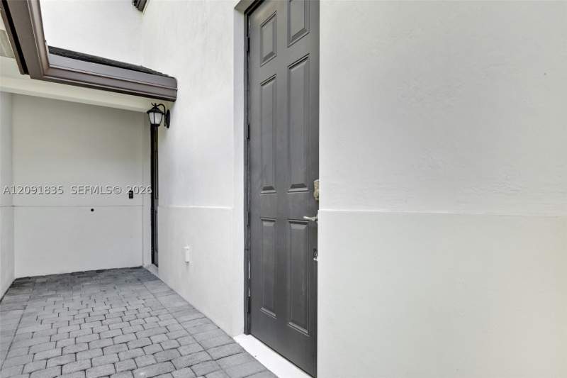 4 bedroom Townhouse at 22409 SW 102nd Ave, Oak Hammock Townhomes Sub, Miami — photo 2