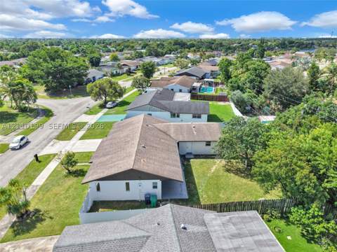 10741 SW 165th St, Miami FL - photo 10 of 51