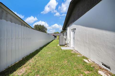10741 SW 165th St, Miami FL - photo 20 of 51