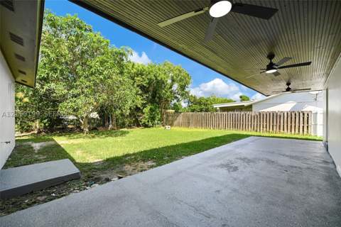 10741 SW 165th St, Miami FL - photo 6 of 51