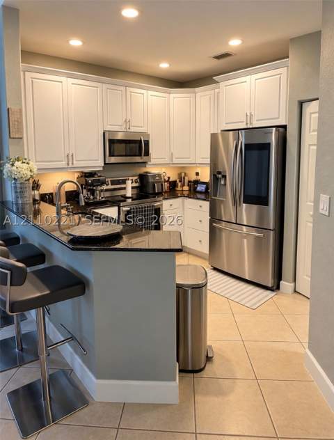 8943 SW 206th St, Cutler Bay FL - photo 8 of 17