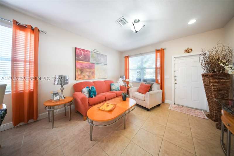 5 bedroom SingleFamilyResidence at 3076 SE 4th Ct, Rauls Place At Oasis, Homestead — photo 1