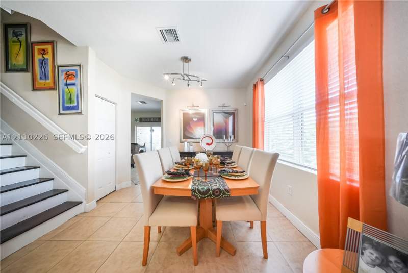 5 bedroom SingleFamilyResidence at 3076 SE 4th Ct, Rauls Place At Oasis, Homestead — photo 3