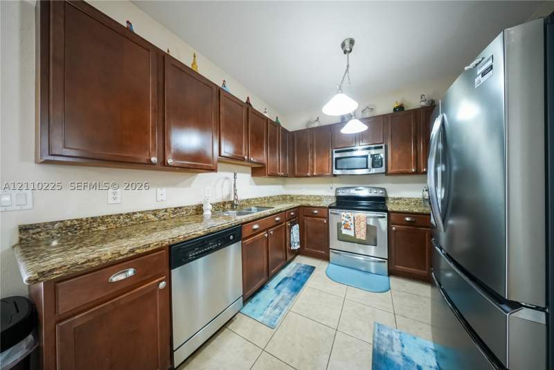 5 bedroom SingleFamilyResidence at 3076 SE 4th Ct, Rauls Place At Oasis, Homestead — photo 5